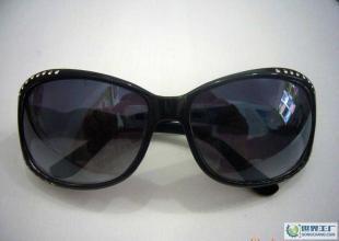 时尚太阳镜批发指南 805黑款特价供应与快速交货解析